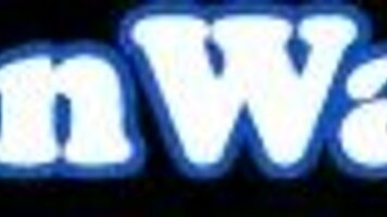 Gushing Dyke Enjoys Threeway With Teens