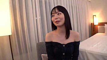 goto利用者限定!youは何しに東京へ?2人目】傷心はチ●コで癒せ!彼氏と別れたばかりで心もマ●コもぽっかり空いた性欲強めのオナニスト女子を慰めるgotoセックス!色白桃尻を突き出して大好きなクンニでイキ果てる!https bit ly 3mspy5o