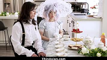 Lucky Guy Tastes Asian Teen 18+s Pussy on Breakfast - Thinasian