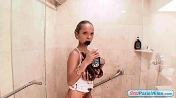 omg i saw teen paris milan spreading chocolate all over herself... so hottt