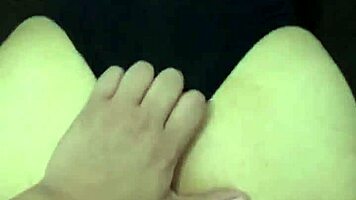 Chatting with my niece on messenger leads to delicious homemade sex