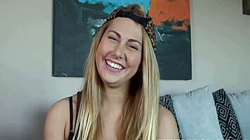 Erotic Hand And Irrumation Pleasuring Session