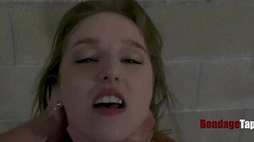 Old Sausage Dominates Teen Prisoner