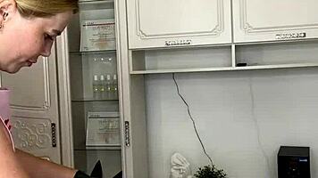 Have you seen the depilation of her long slender legs?