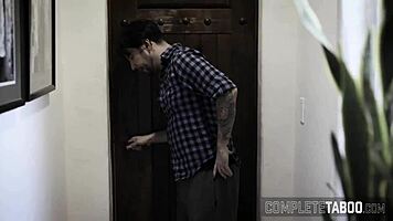 I cum in teen's mouth during taboo threeway with blowjob and masturbation