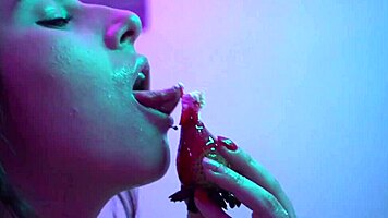 i know it's wrong to mix money and food, but this banana cake tasted amazing after my sexual encounter