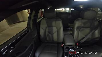 young milf crystal taylor fucks huge toy and big dick for the camera 😘