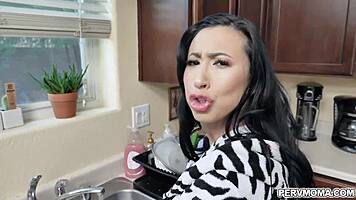 Stepson Banging Perv Stepmom Lily Lanes Milf Pussy Doggy 😏