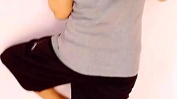 रीमा भाभी ने चूत में हेयर ब्रश डालकर मज़ा लिया xxx bhabhi sex