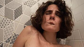 Awesome Cam Girl Shower