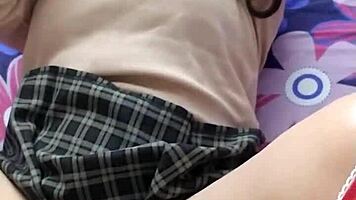 morrita de bachillerato es sorprendida fajando en la escuela por su profesor y se aprovecha no te pongo reporte si vienes a mi casa despu�s de la escuela �tu dices ya sabes que uno m�s y te expulsan casero real