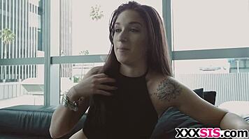 He Can't Resist Stepmom Naiomi Mae's Homemade Blowjob