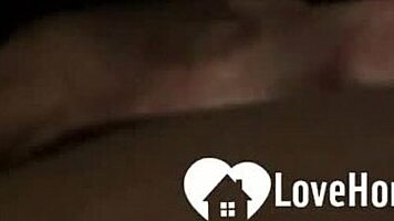 Hot babe gets welcomed home with blowjob in public toilet