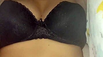 Cheap whore sucks dick in new york!