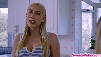 lesbian masseuse facesitting blonde bff?