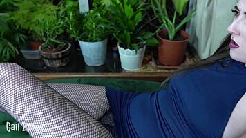 Loving Pussy Worship