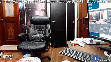 merry xmas with curvy nury and juana part 1 🎄