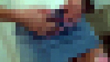 I need help from this teen babe squeezing into my skinny jeans