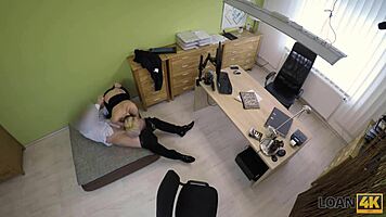 I get blowjob and fuck curvy teen 18+ during loan interview for her business
