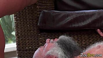 fetish babe guzzling piss