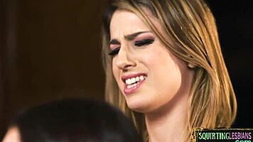 tribbing les teen 18+s squirting after foreplay