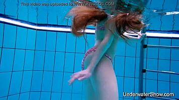 Simonna's Underwater Bikini Bath