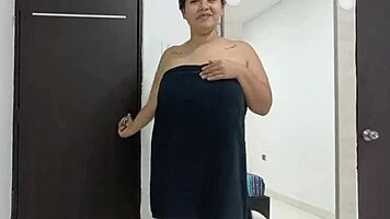 Wow, my girlfriend’s oral skills blow me away while I stare at her massive butt! How does she do it?