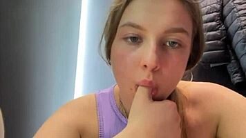 i can’t stop cumming hard in this changing room