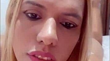 Teen 18+ shemale traps dominate clients in selfies