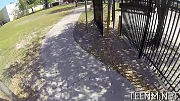 فم سكارليت سويرز مليان لبن حار