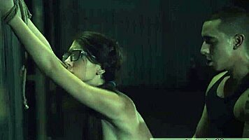 Sex On Plane Guys Do Make Passes At Gals Who Wear Glasses And Cute