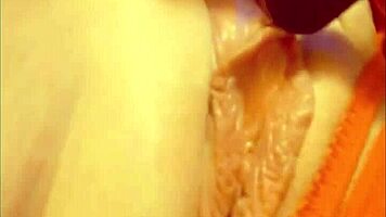 Amazing squirting pussy, how many orgasms can she have?