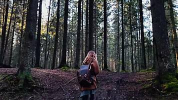 get lost in wonderlands with blue-eyed babe deepthroating in public 😘