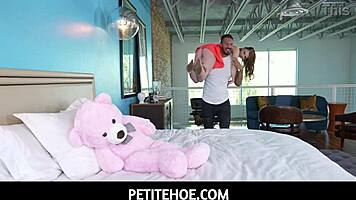 Petite Hoe Mazy Myers Plays With Quinton James In A Suggestive Fuck Session