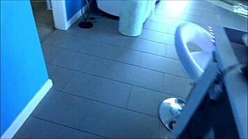 Little step sister aria banks moves in with big step brother, feeling emotional about family therapy