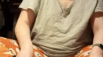 Homemade video featuring unusual foot details