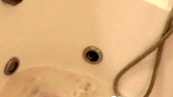 Brunette Girlfriend Shaves Pits And Pussy In Bathroom