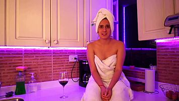 Hot babe has an interview and gets so horny during casting