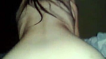 muy perrita jovencita empezando los videos ricos