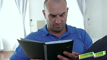 ג'ולס וקייט טועמות כל סנטימטר בזיון פרוע בחדר שינה