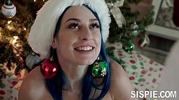 Step sis Jewelz Blu gets fucked for Christmas POV