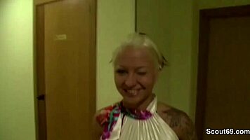 Young Sau Fucked in Hotel After Ballerman Pickup