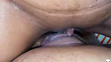 어, 나랑 내 여자가 클리토리스 투 클리토리스 트리빙... 너무 크리미, 세게 싸다!