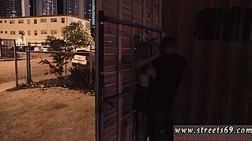 Teen Close Up Squirt Xxx Poor Goldie