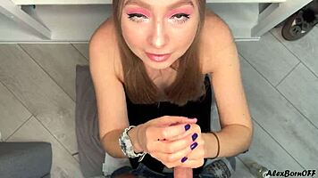 homemade couple brings blonde babe to orgasm with handjob