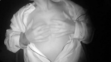 Horny teen masturbates outdoors in the snow at night