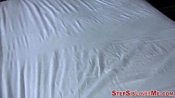 amateur teen enjoys oral attention