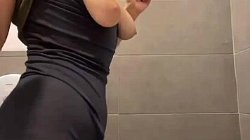 Extreme Fingering Pussy Close Up Anal Plug In Big Ass