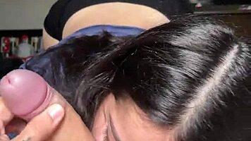 لم أمص زب بهذا الطعم اللذيذ، سال لعابي على راغنار بلانك بعمق