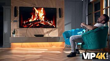 Ehi, la seducente Olivia Zlota scuote il culo per il papi arrapato